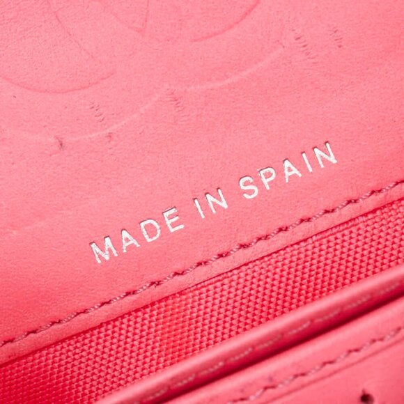 CHANEL Black Lambskin Leather Logo Wallet - Picture 15 of 16